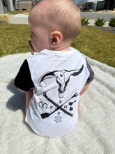 Load image into Gallery viewer, BunjiBubs Onesie

